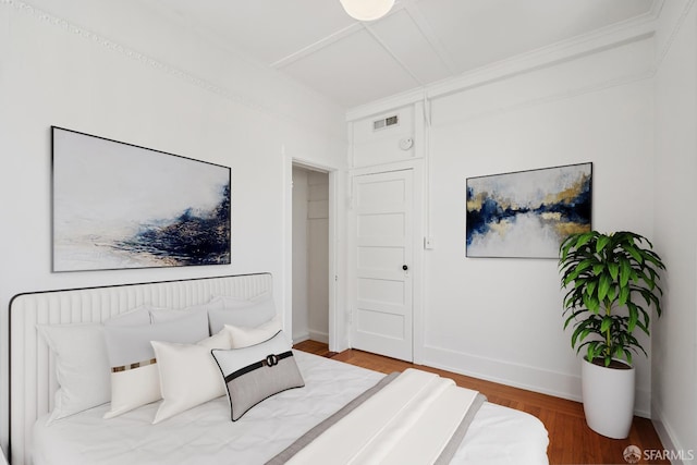 3046-3048 Polk St, San Francisco, CA 94109 - bedroom with wood finished floors and baseboards