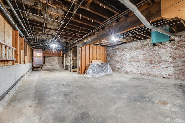 3046-3048 Polk St, San Francisco, CA 94109 - unfinished basement with brick wall