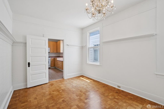 3046-3048 Polk St, San Francisco, CA 94109 - unfurnished bedroom featuring a chandelier and baseboards