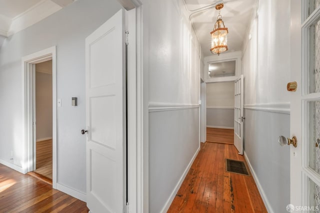 3046-3048 Polk St, San Francisco, CA 94109 - hall featuring hardwood / wood-style flooring