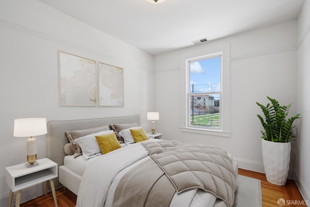 3046-3048 Polk St, San Francisco, CA 94109 - bedroom featuring wood finished floors