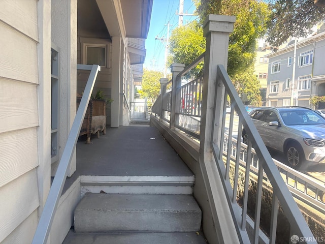 450 Carl St, San Francisco, CA 94117 - view of stairs