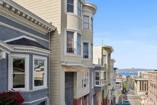 968-970 Broadway, San Francisco, CA 94133 - view of property featuring a water view
