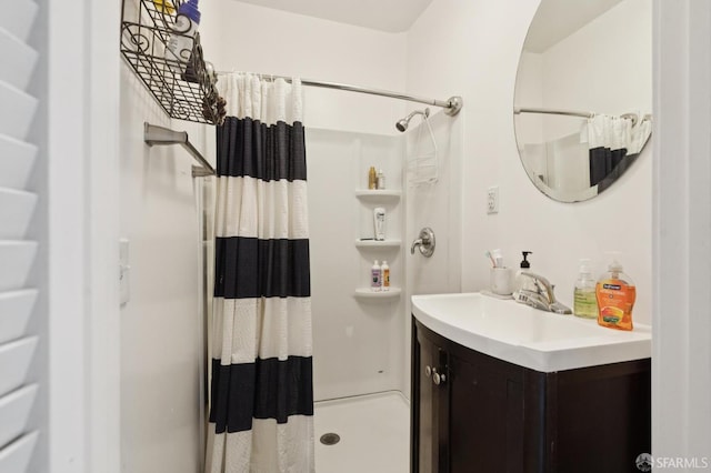 968-970 Broadway, San Francisco, CA 94133 - full bath featuring a stall shower and vanity