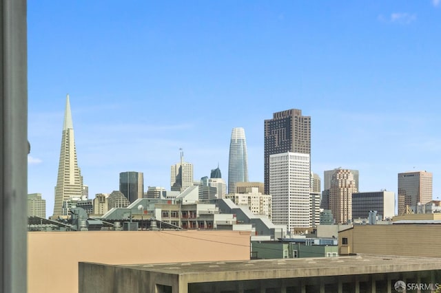 968-970 Broadway, San Francisco, CA 94133 - view of city skyline