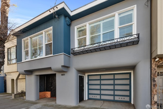 1871 Alemany Blvd, San Francisco, CA 94112 - view of front of house featuring stucco siding