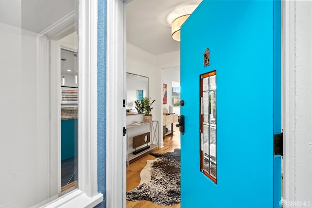 1871 Alemany Blvd, San Francisco, CA 94112 - hallway featuring wood finished floors and ornamental molding