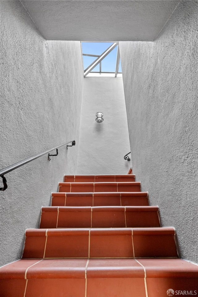 1871 Alemany Blvd, San Francisco, CA 94112 - staircase featuring a textured wall