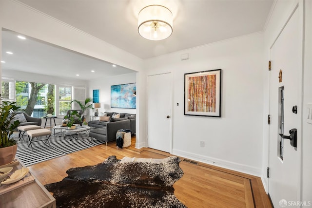 1871 Alemany Blvd, San Francisco, CA 94112 - foyer featuring wood finished floors, crown molding, recessed lighting, and baseboards