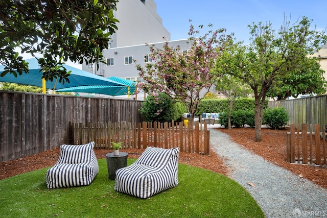 1871 Alemany Blvd, San Francisco, CA 94112 - view of yard