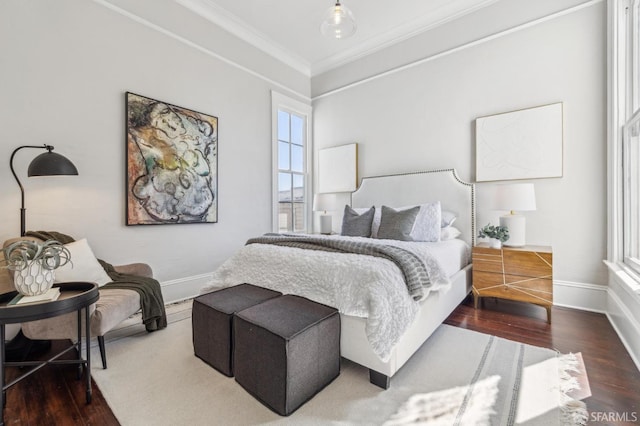 436 Page St, San Francisco, CA 94102 - bedroom with crown molding, wood finished floors, and baseboards