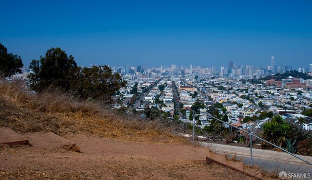 569 Peralta Ave, San Francisco, CA 94110 - view of city skyline