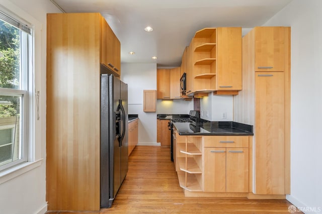 1375 Sacramento St, San Francisco, CA 94109 - kitchen with open shelves, black appliances, light wood-type flooring, recessed lighting, and baseboards