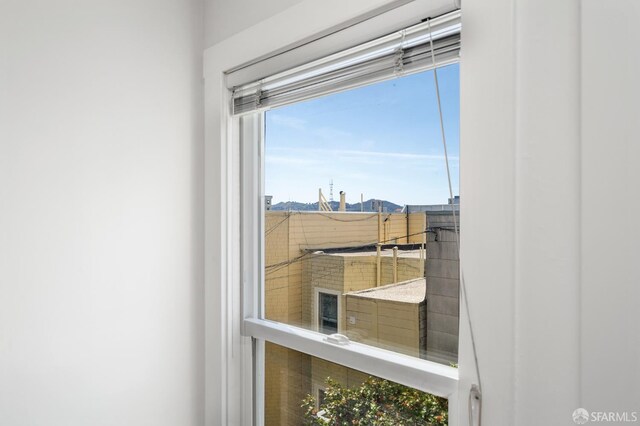 1375 Sacramento St, San Francisco, CA 94109 - detailed view of mountains