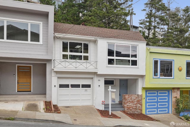 view of front of home featuring a garage