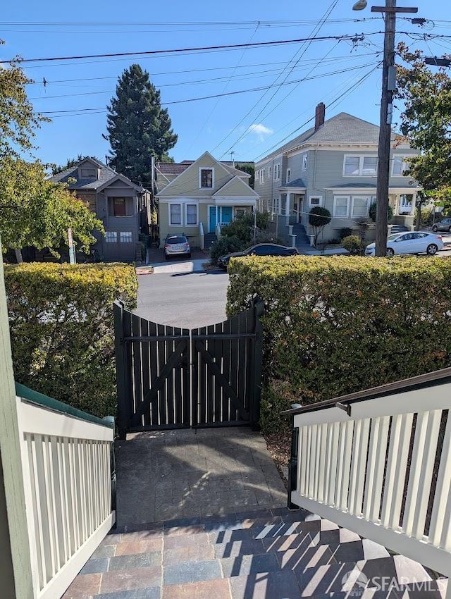 192 Ridgeway Ave, Oakland, CA 94611 - gate featuring a residential view