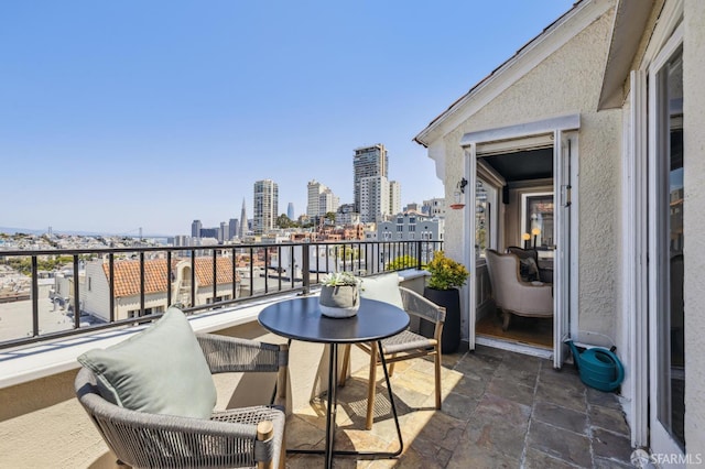 1123 Greenwich St, San Francisco, CA 94109 - balcony with a view of skyline