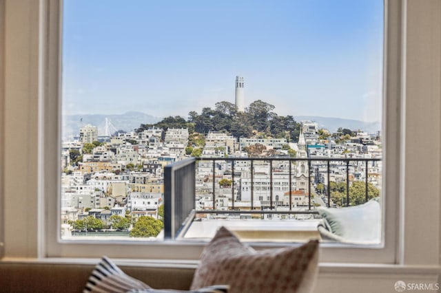 1123 Greenwich St, San Francisco, CA 94109 - balcony featuring a city view