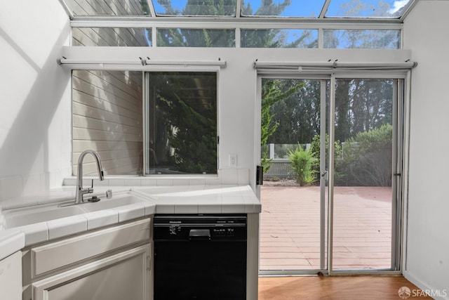 282 Greenview Dr, Daly City, CA 94014 - photo 17