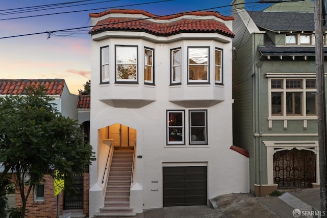 view of front of house featuring a garage