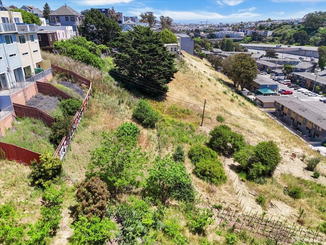 106 Roscoe St, San Francisco, CA 94110