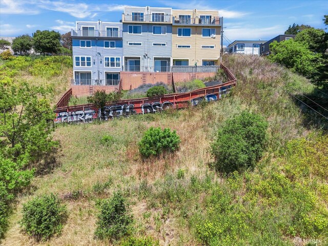 106 Roscoe St, San Francisco, CA 94110
