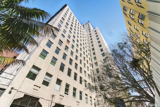 631 Ofarrell St Unit 702, San Francisco, CA 94109 - view of apartment building / complex