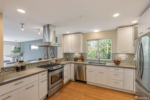 1028 55th St, Oakland, CA 94608 - photo 14