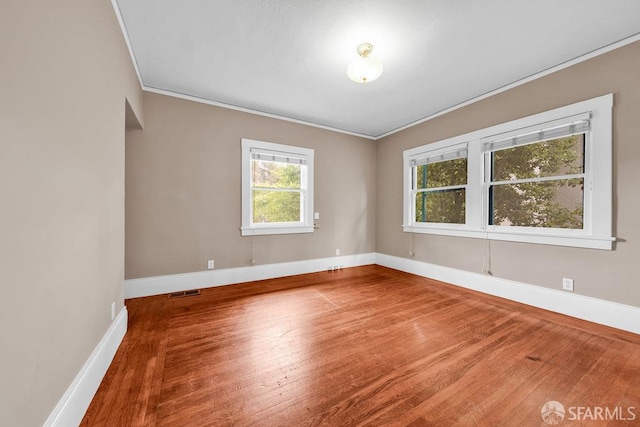 3779 Park Boulevard Way, Oakland, CA 94610 - empty room featuring ornamental molding and wood finished floors