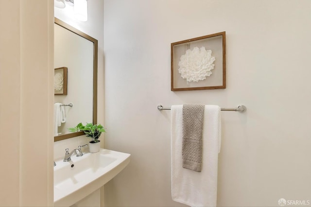 165 Summit Way, San Francisco, CA 94132 - bathroom featuring a sink