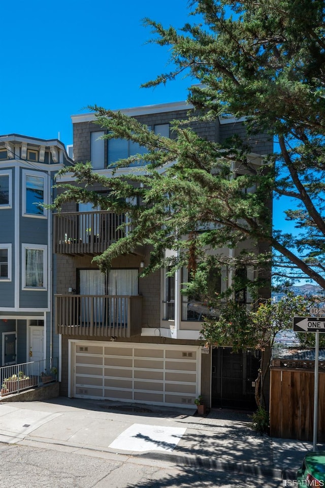 view of front of house with a garage