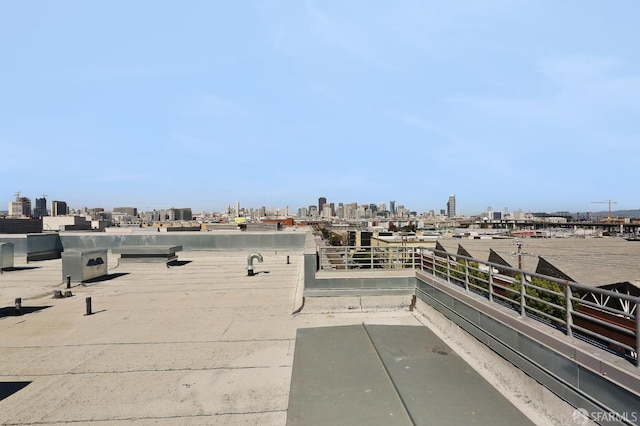 451 Kansas St Unit 428, San Francisco, CA 94107 - exterior view of city skyline