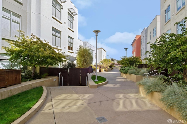 451 Kansas St Unit 428, San Francisco, CA 94107 - view of road featuring street lighting and a residential view