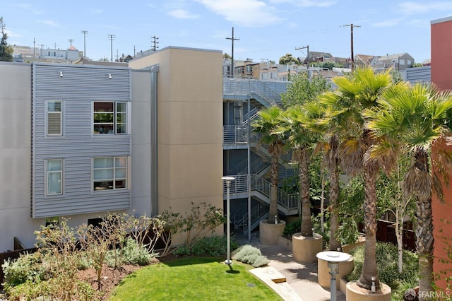 451 Kansas St Unit 428, San Francisco, CA 94107 - view of building exterior featuring stairs