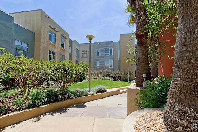 451 Kansas St Unit 428, San Francisco, CA 94107 - view of home's community