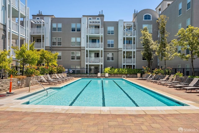 3901 Lick Mill Blvd Unit 165, Santa Clara, CA 95054 - community pool with a patio area
