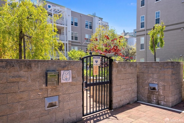 3901 Lick Mill Blvd Unit 165, Santa Clara, CA 95054 - view of gate