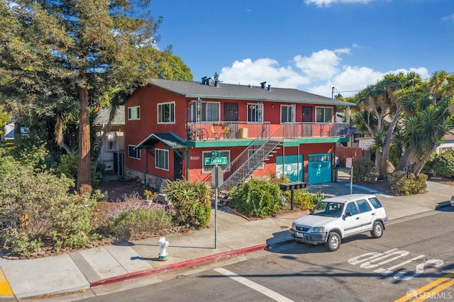 5020 Clarke St, Oakland, CA 94609 - view of building exterior featuring stairs