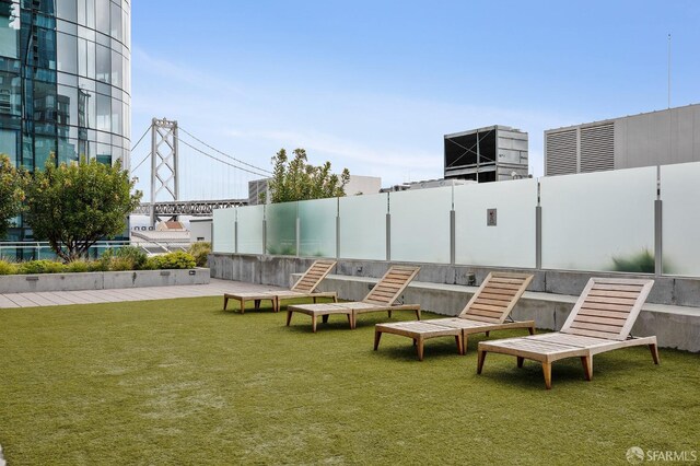 333 Beale St Unit 4E, San Francisco, CA 94105 - view of green lawn