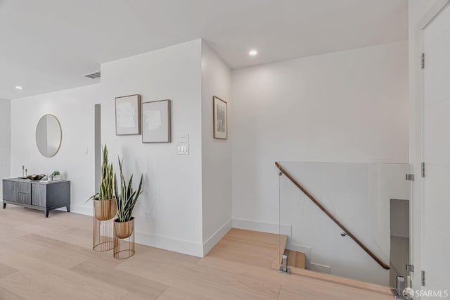 115 Gladeview Way, San Francisco, CA 94131 - hall featuring wood finished floors, recessed lighting, and baseboards