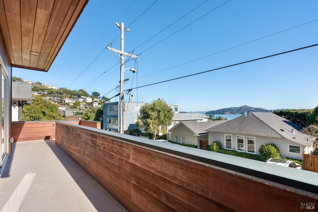 balcony featuring a mountain view