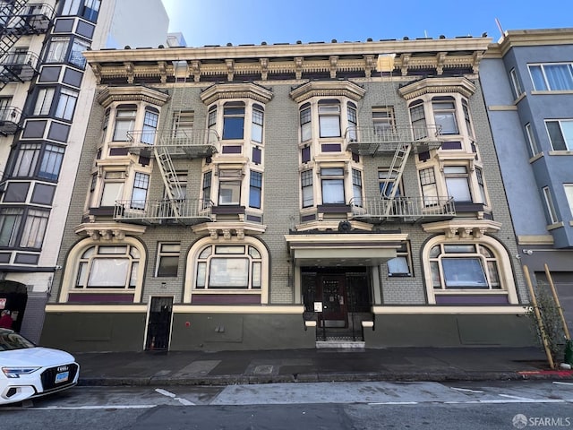381 Turk St, San Francisco, CA 94102 - view of property