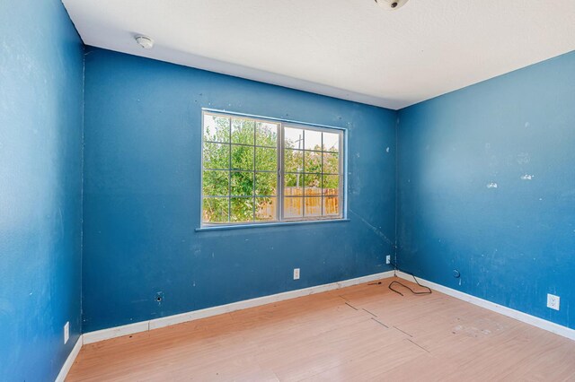 942 E Yorkshire Dr, Stockton, CA 95207 - photo 19