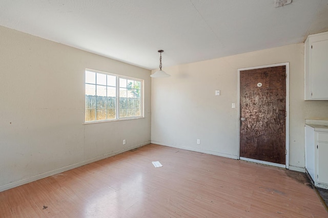 942 E Yorkshire Dr, Stockton, CA 95207 - photo 11