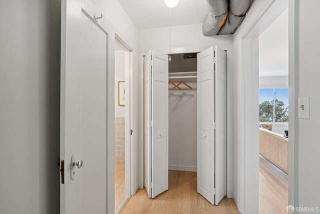 1867 15th Ave, San Francisco, CA 94122 - hallway featuring light wood-style floors