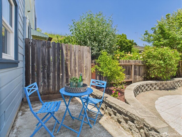 65 Danton St, San Francisco, CA 94112 - view of patio / terrace