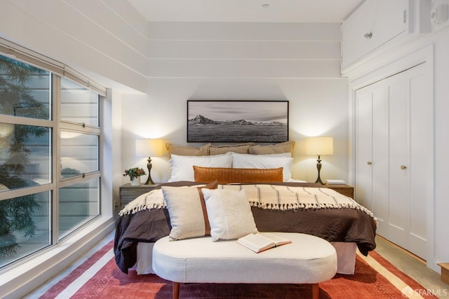 bedroom featuring a closet