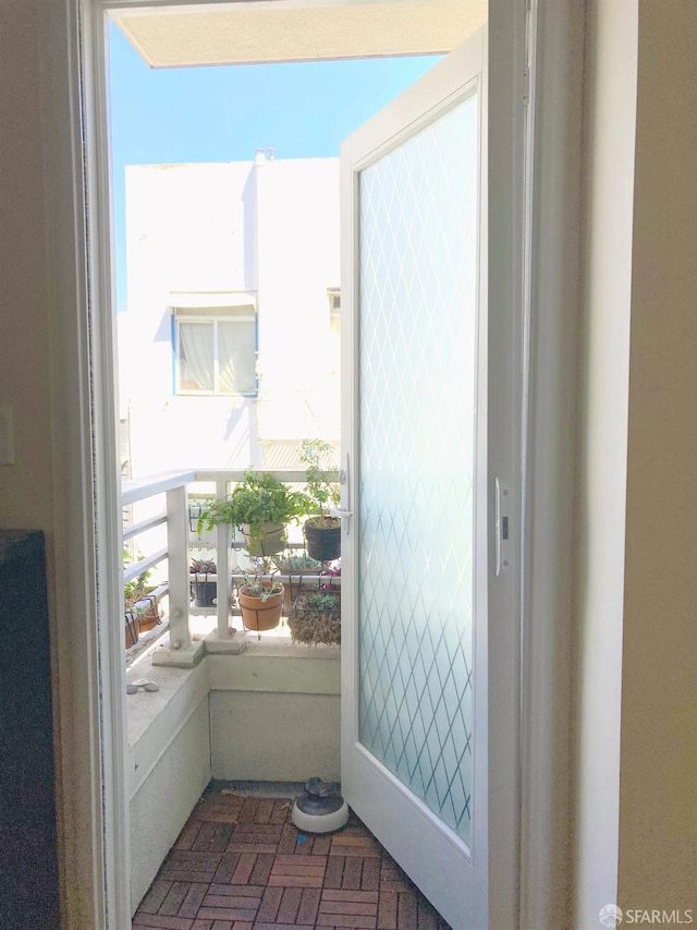 81 Frank Norris St Unit 501, San Francisco, CA 94109 - entryway with brick patterned flooring