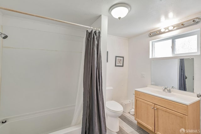 3233 Ellis St, Berkeley, CA 94703 - full bath with toilet, vanity, shower / tub combo with curtain, wood finished floors, and ornamental molding