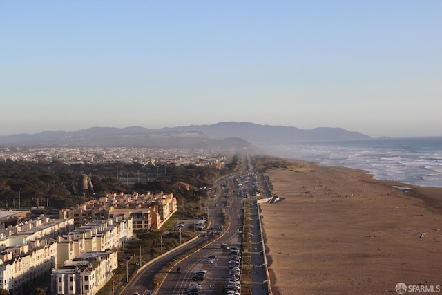 bird's eye view with a mountain view